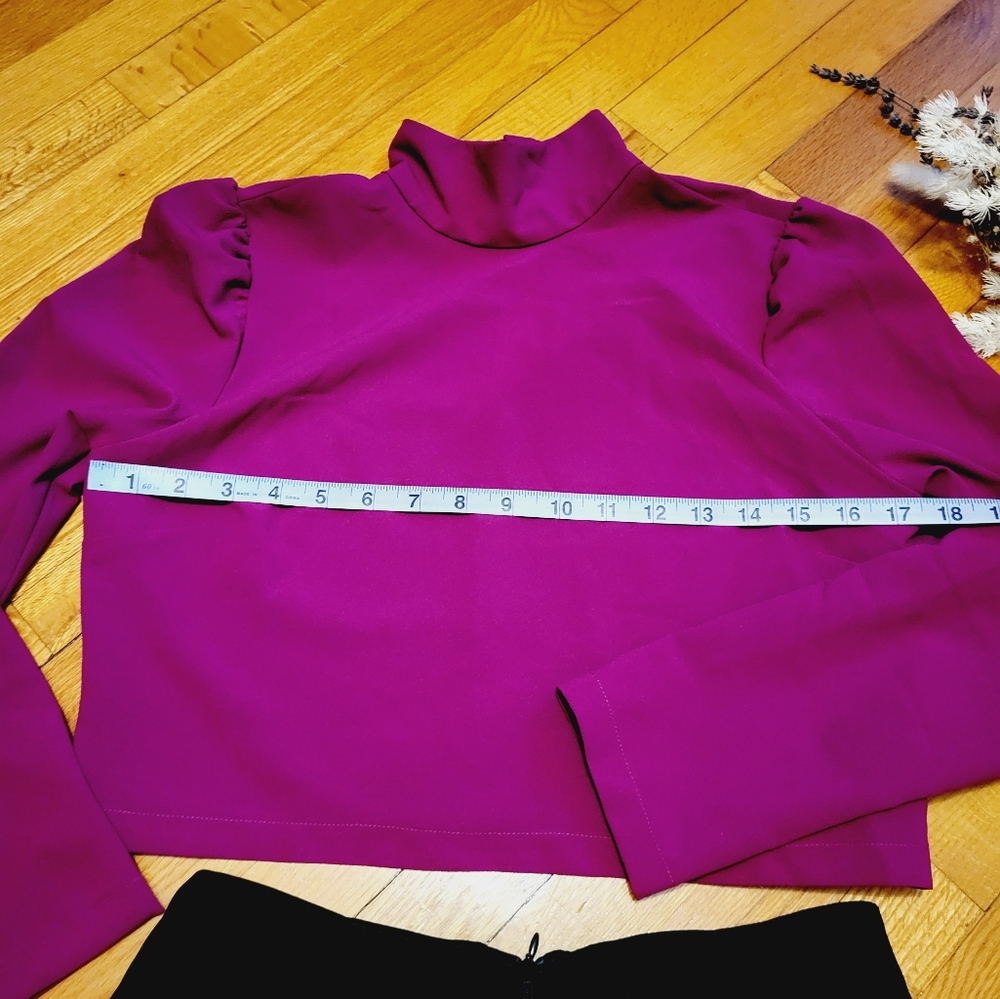 SOLD 🇨🇦 NWOT classy magenta top - Picture 6 of 7